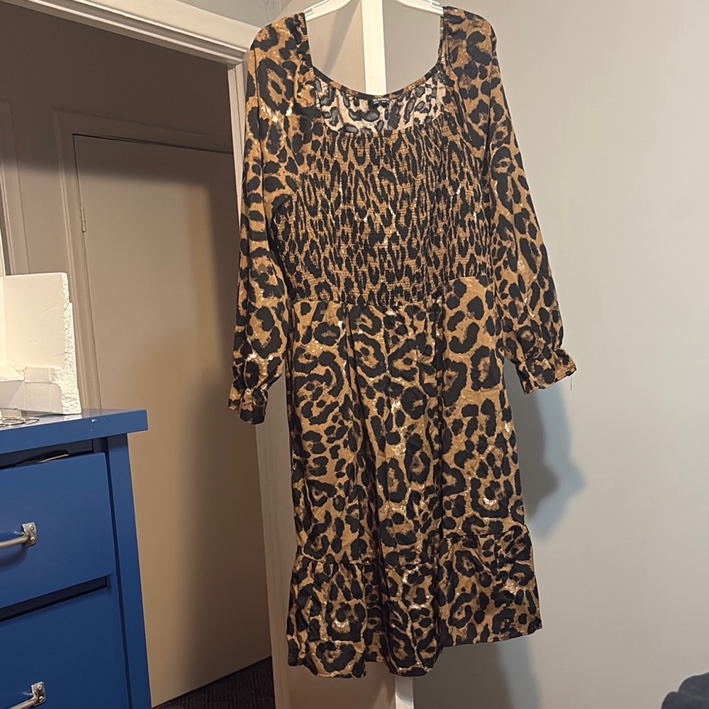 BloomChic Brown Tan Sheath Dress 3/4 Bishop Sleeve